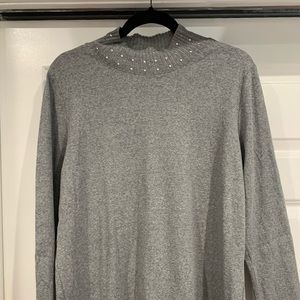 Grey sweater